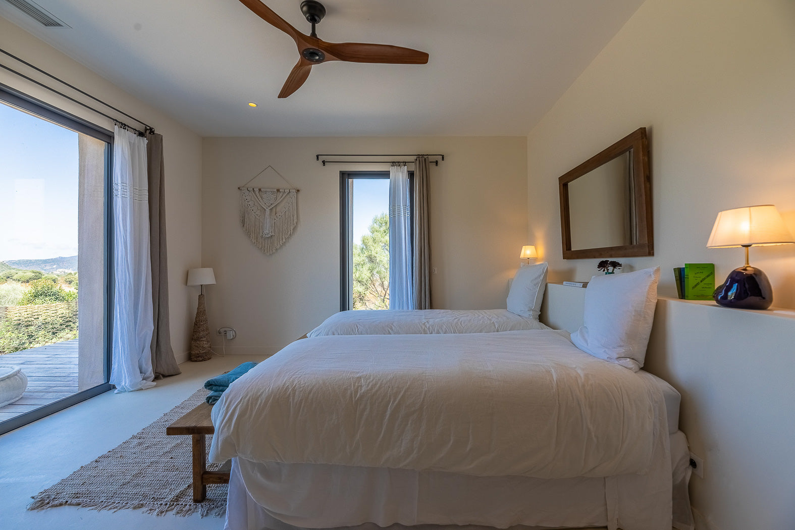 Chambre 2 - Suite olivier (partagée) (Niveau Jardin)