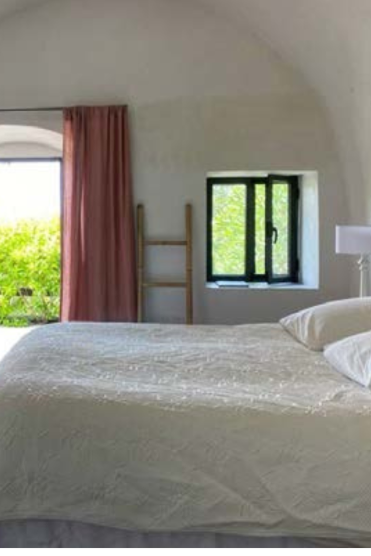 Chambre 5 - Chambre Laurier - Studio indépendant 2 (Niveau Jardin)