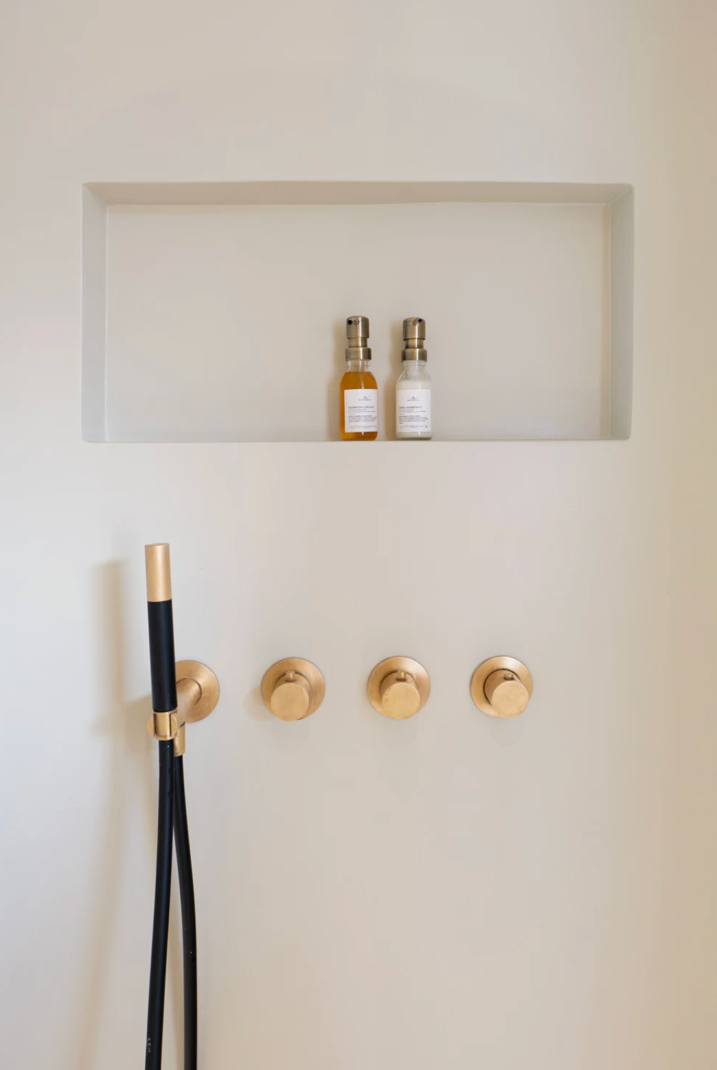 Chambre 1 ( partagée ) Intime, solaire, sophistiquée