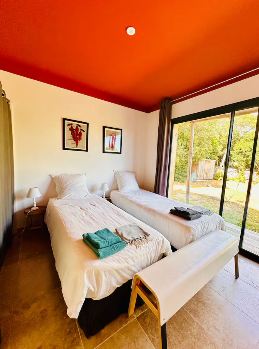 Chambre Eterna - Connexion profonde à soi, hors du temps.