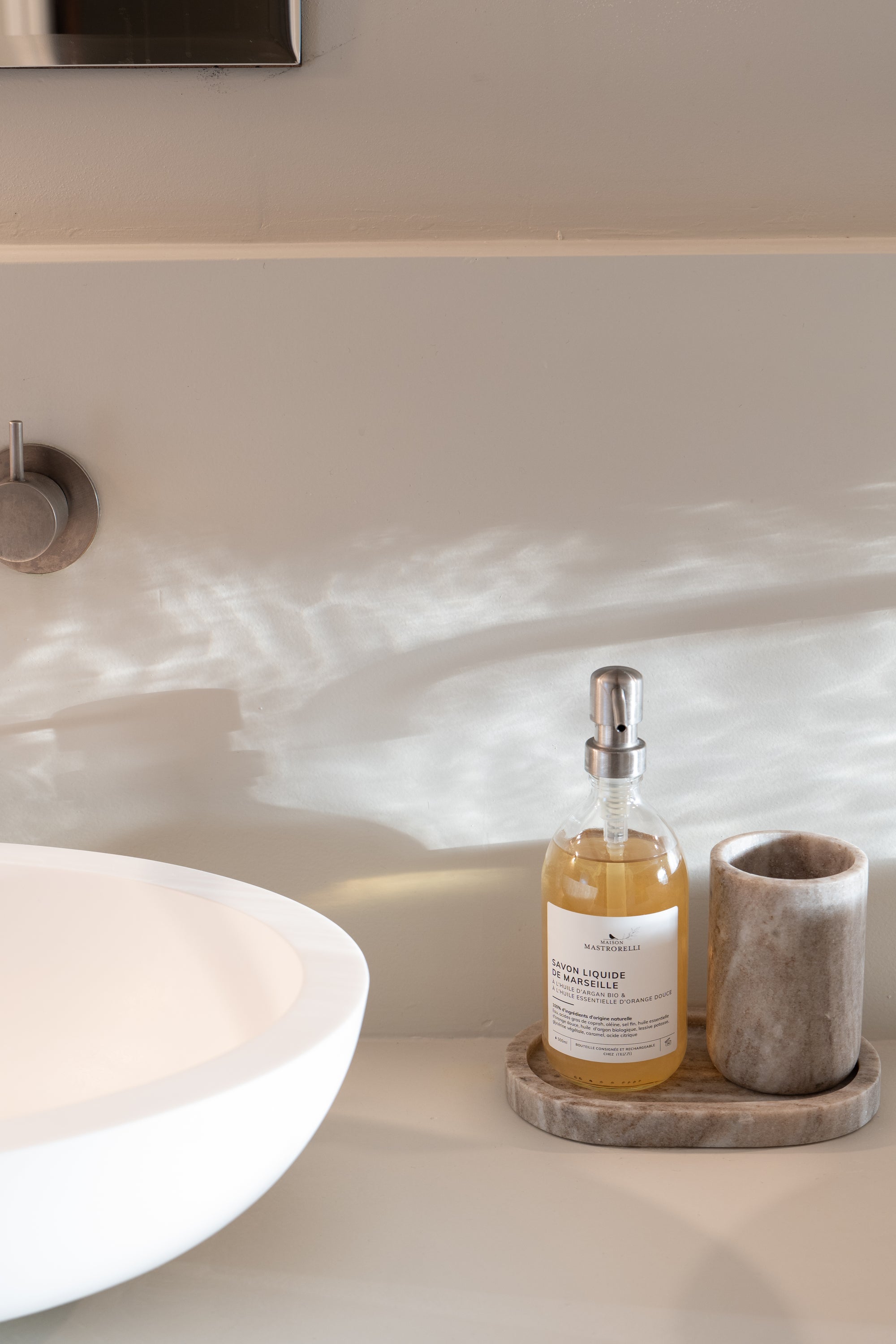 Chambre 111 ( partagée ) Chic, raffinée, spacieuse ( plus qu'une place ! )